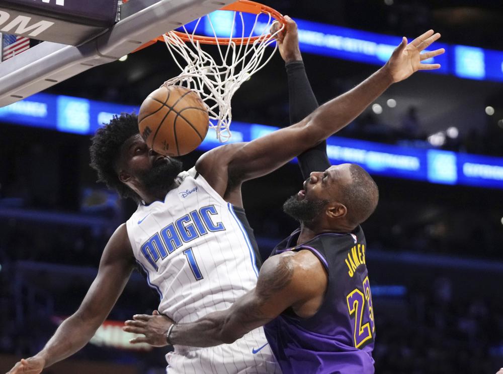 贝尔利用他 贝尔利用他