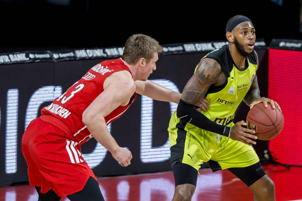 的防线挑战 的防线挑战