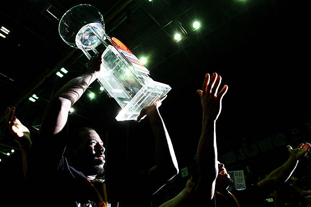 场上保持竞 场上保持竞