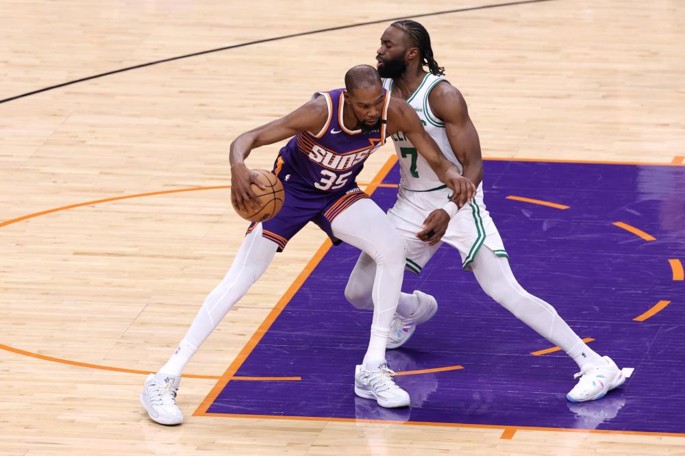 能够吸引对 能够吸引对