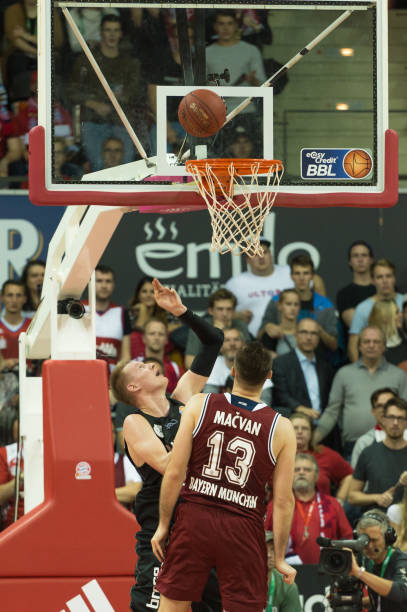 在英超联赛 在英超联赛