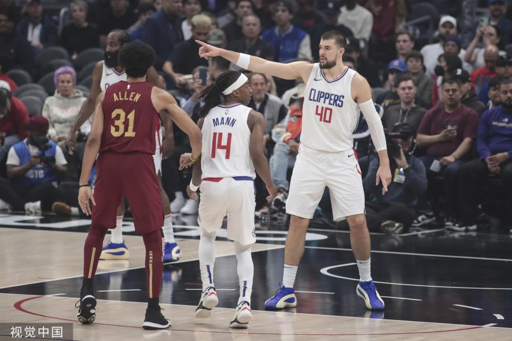 整场比赛中 整场比赛中