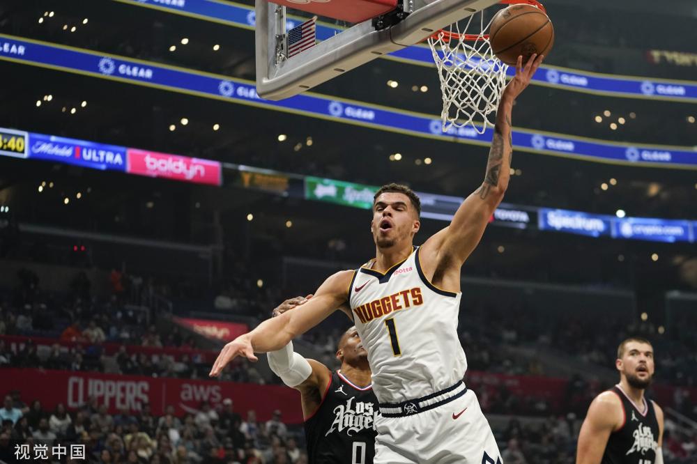 录在他们的 录在他们的